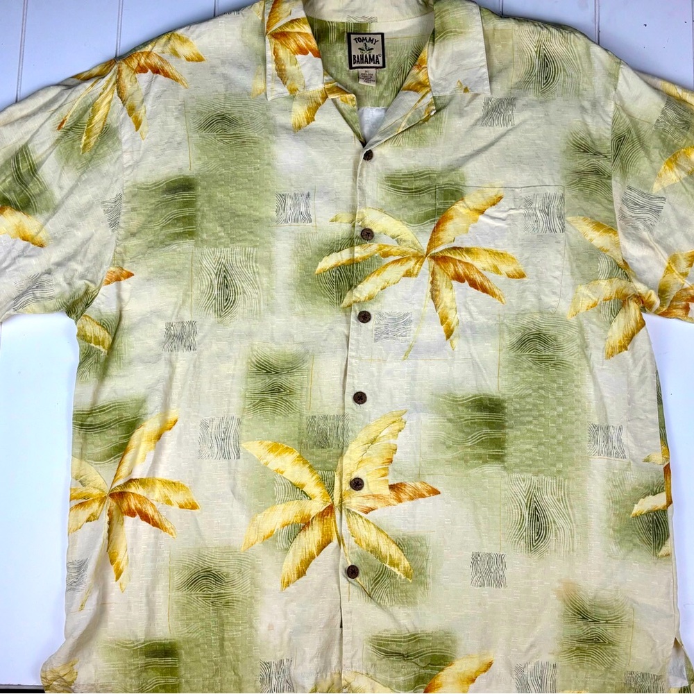 Tommy Bahama Men's 100% Silk Button Down Casual Hawaiian Shirt XL